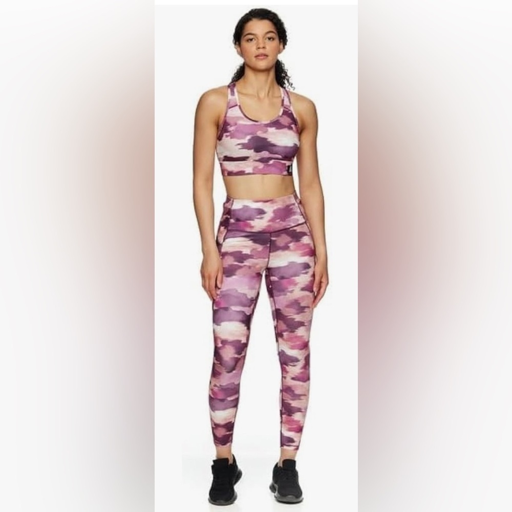 Reebok Women's Medium Impact Bra With Pocket NWOT Size Large Windsor Wine